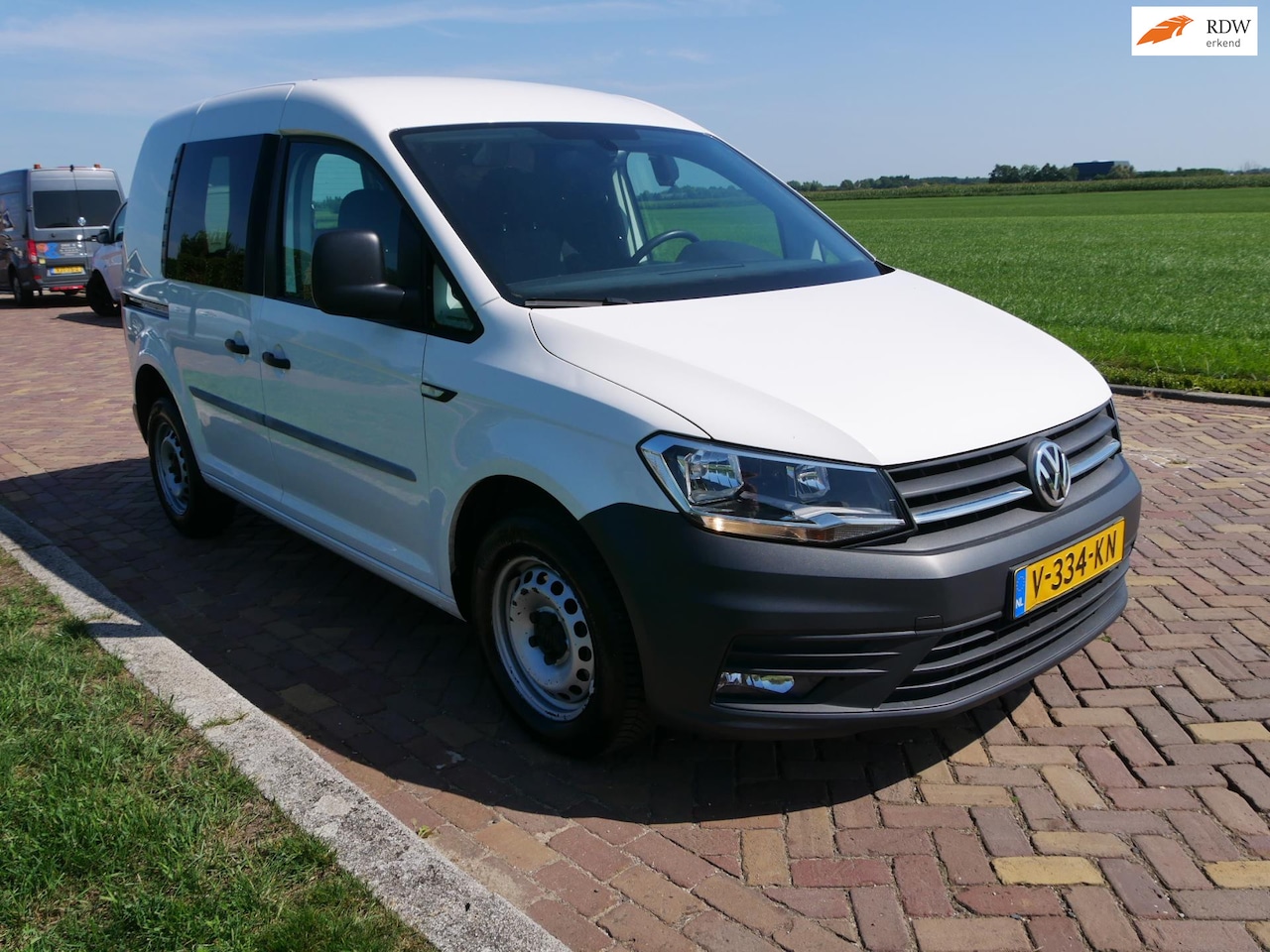 Volkswagen Caddy - 2.0 TDI L1H1 55kW Comfortline NAVI AC CRUISE ** 7999 EX BTW ** - AutoWereld.nl