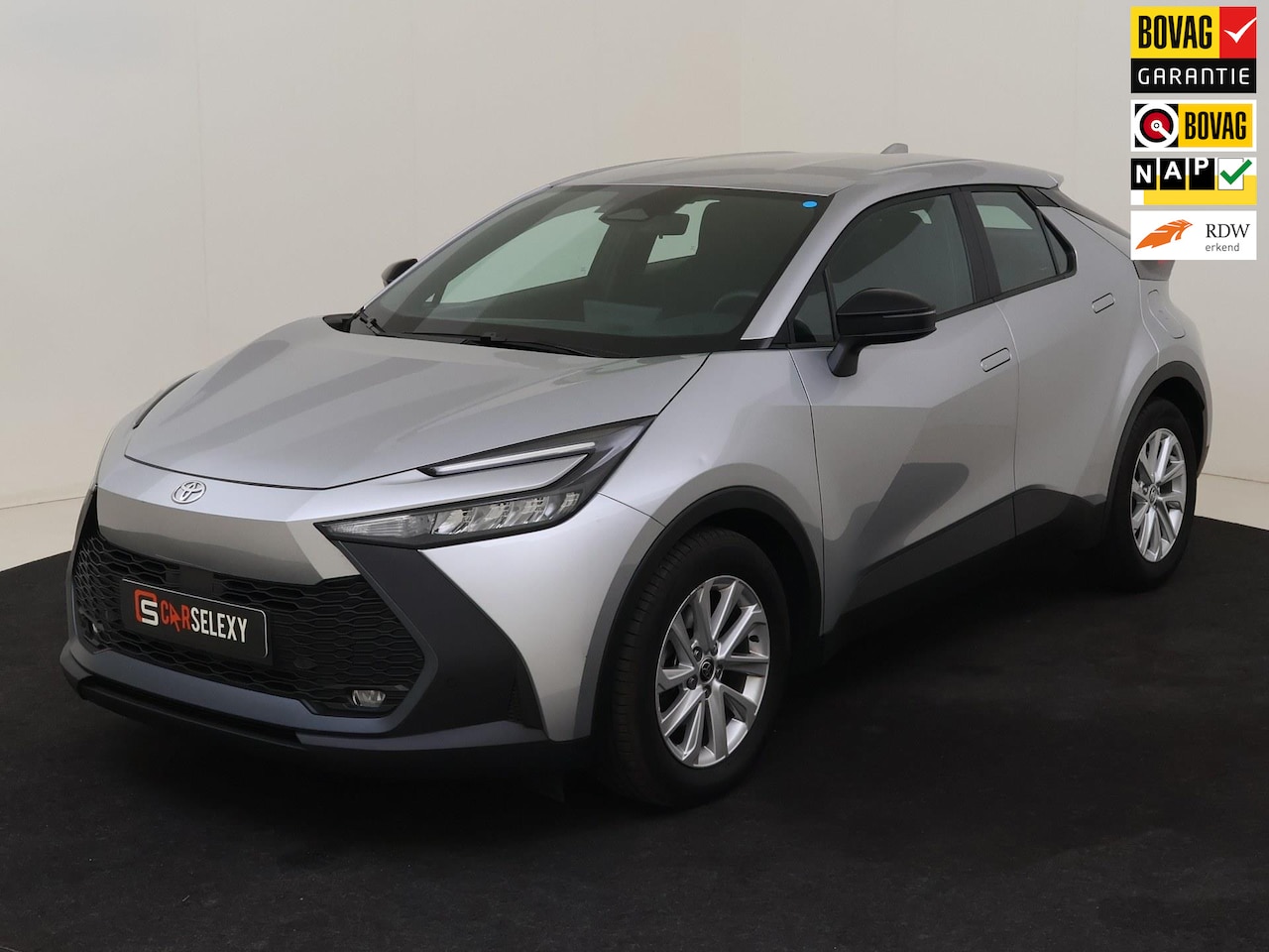 Toyota C-HR - 1.8 Hybrid 140 Active Winterpakket/AppleCarPlay/LED - AutoWereld.nl