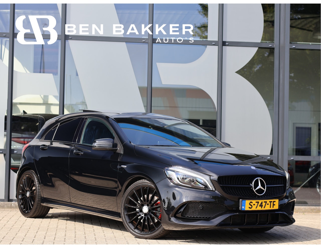 Mercedes-Benz A-klasse - 250 Sport AMG 218PK Automaat | Harman/Kardon | Pano | Cam | Carplay | Leder | - AutoWereld.nl