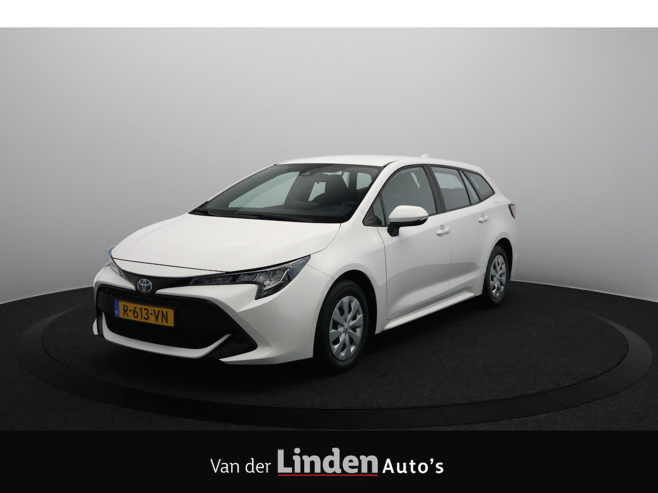 Toyota Corolla Touring Sports - 1.8 Hybrid Comfort | Led | Carplay&Android - AutoWereld.nl