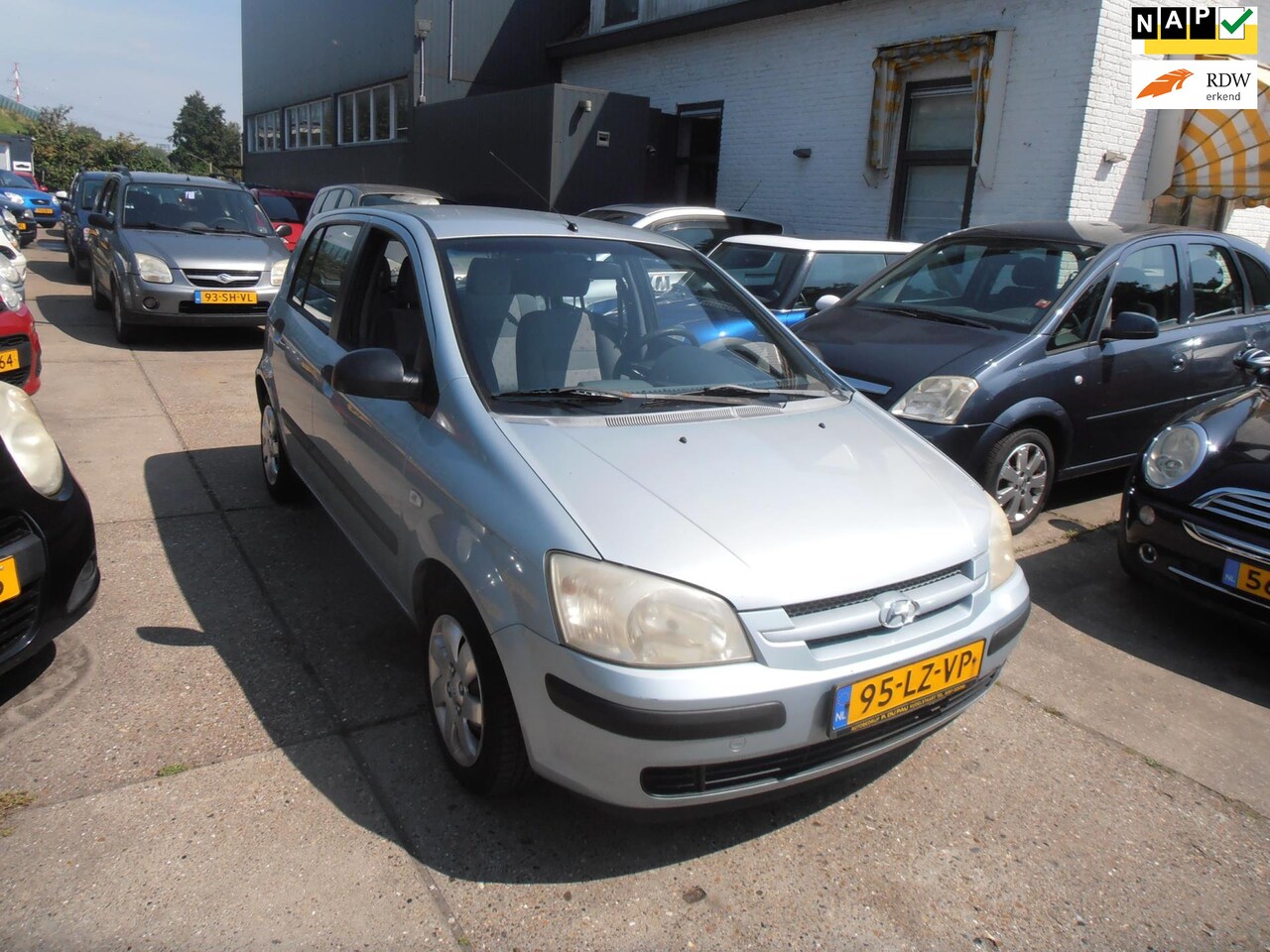 Hyundai Getz - 1.1i GL st bekr 5 drs elek pak nap apk - AutoWereld.nl