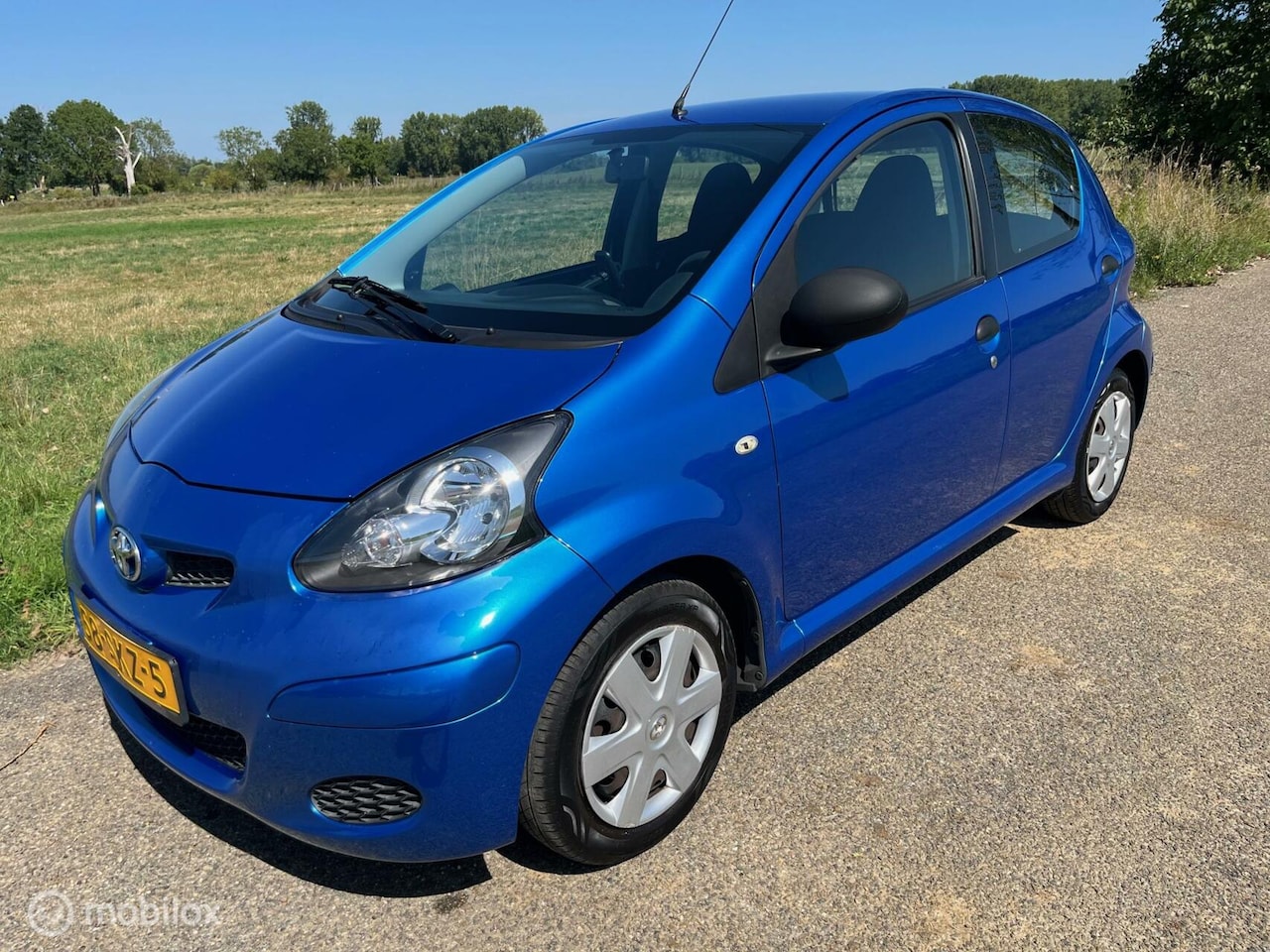 Toyota Aygo - 1.0-12V Cool 5 DRS /AIRCO/139 DKM (NAP)/BJ 2011 - AutoWereld.nl