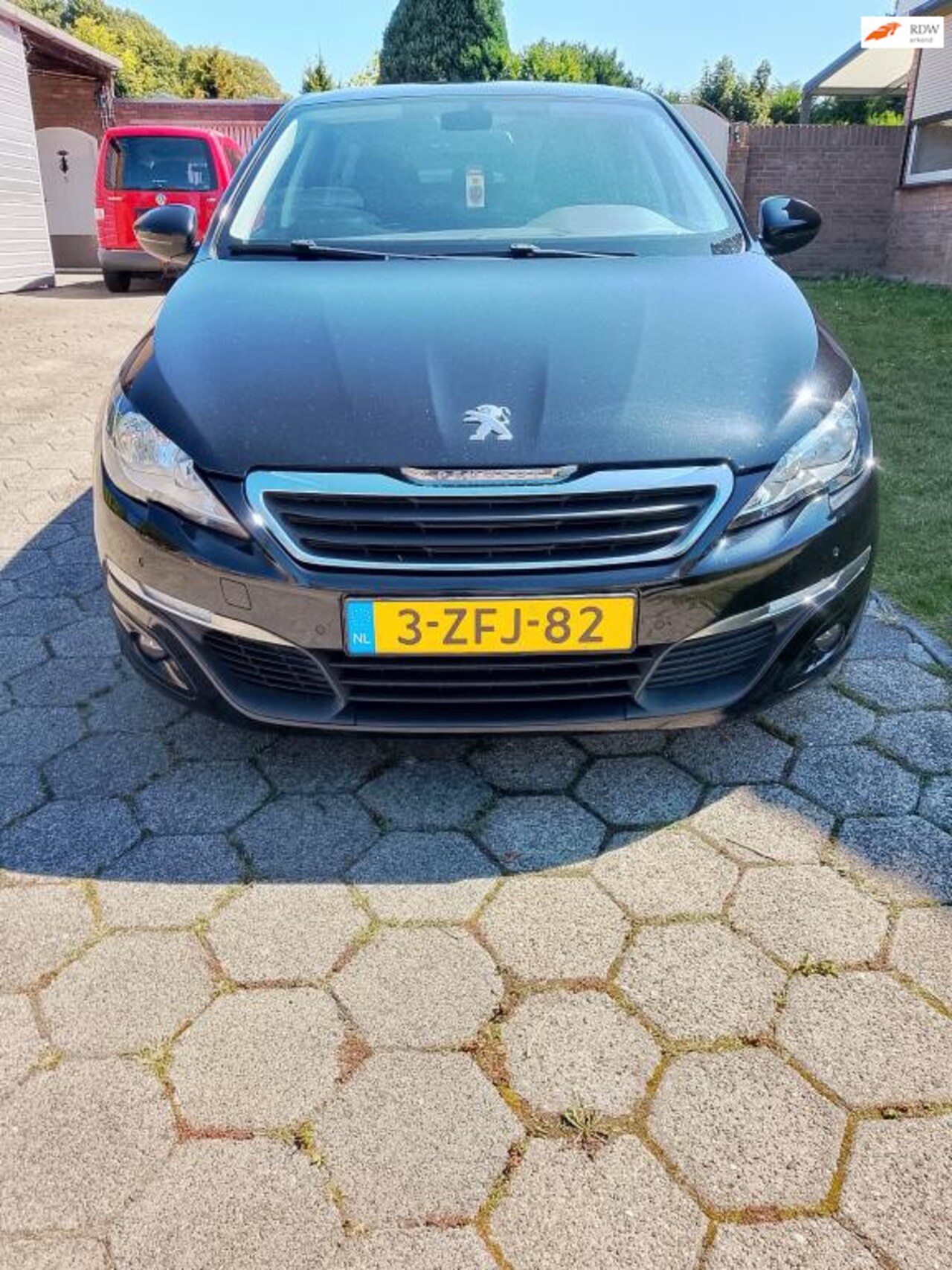 Peugeot 308 SW - 1.6 BlueHDI Blue Lease Limited 1.6 BlueHDI Blue Lease Limited - AutoWereld.nl