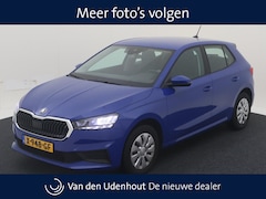 Skoda Fabia - 1.0 TSI 95pk Ambition / Navigatie via App Connect / Cruise Control / Parkeersensoren