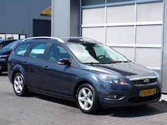 Ford Focus Wagon - 1.6 Comfort|Trekhaak|Airco|Cruise