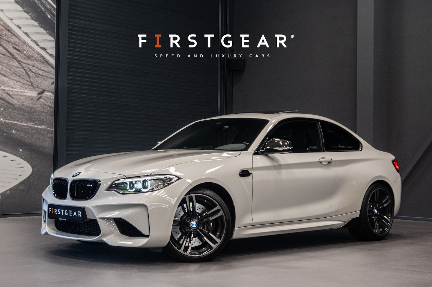 BMW 2-serie Coupé - M2 DCT *M-Performance Uitlaat / Schuif-kanteldak / Harman-Kardon / Carbon in-/exterieur / - AutoWereld.nl