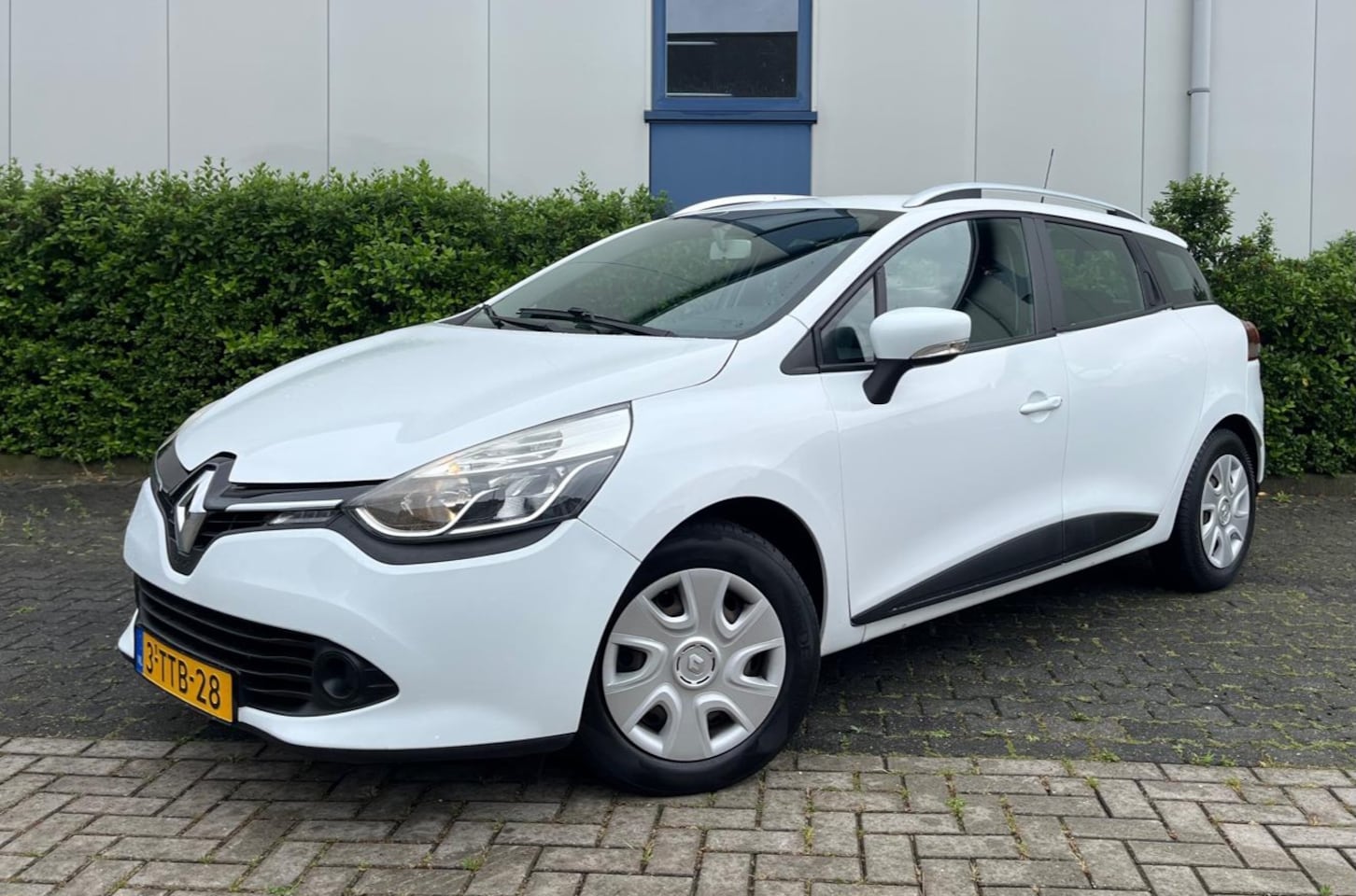 Renault Clio - Energy dCi 90pk S&amp;S ECO2 Expression - AutoWereld.nl