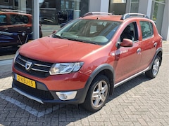 Dacia Sandero Stepway - 0.9 TCe LAURÉATE met APK tot 05-2026