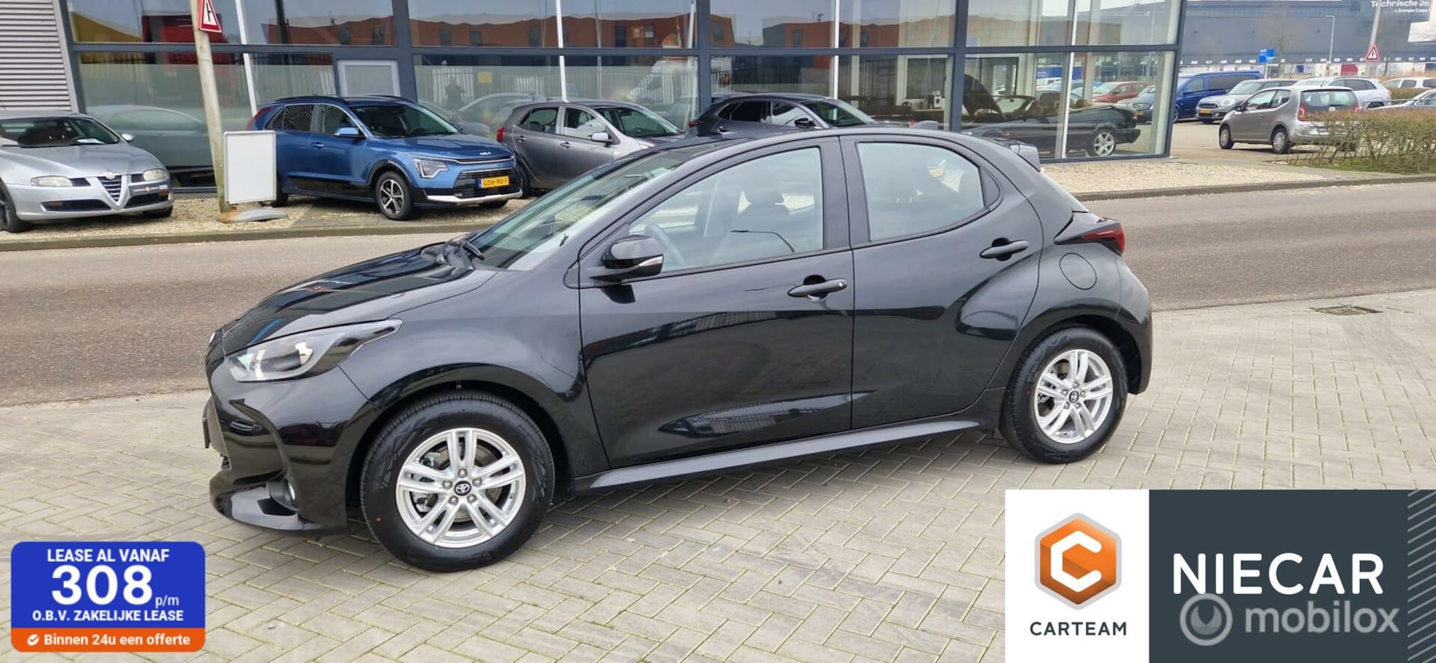 Toyota Yaris - 1.5 Hybrid Bsn/Cruise/LMvelgen/8500km - AutoWereld.nl