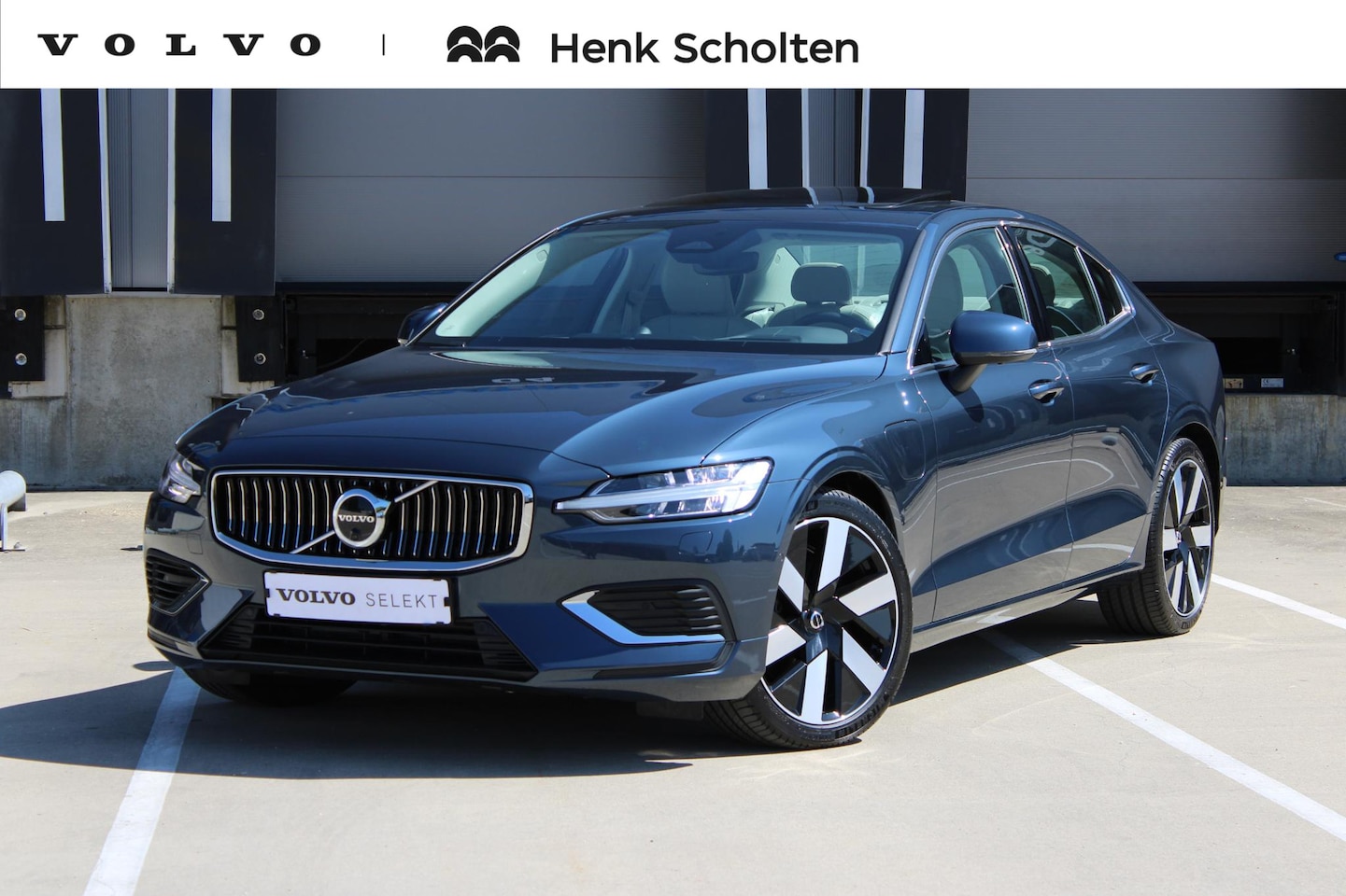 Volvo S60 - 2.0 Recharge T6 AWD Ultimate Bright | Bowers & Wilkins Audiosysteem | Nappaleer Met Ventil - AutoWereld.nl