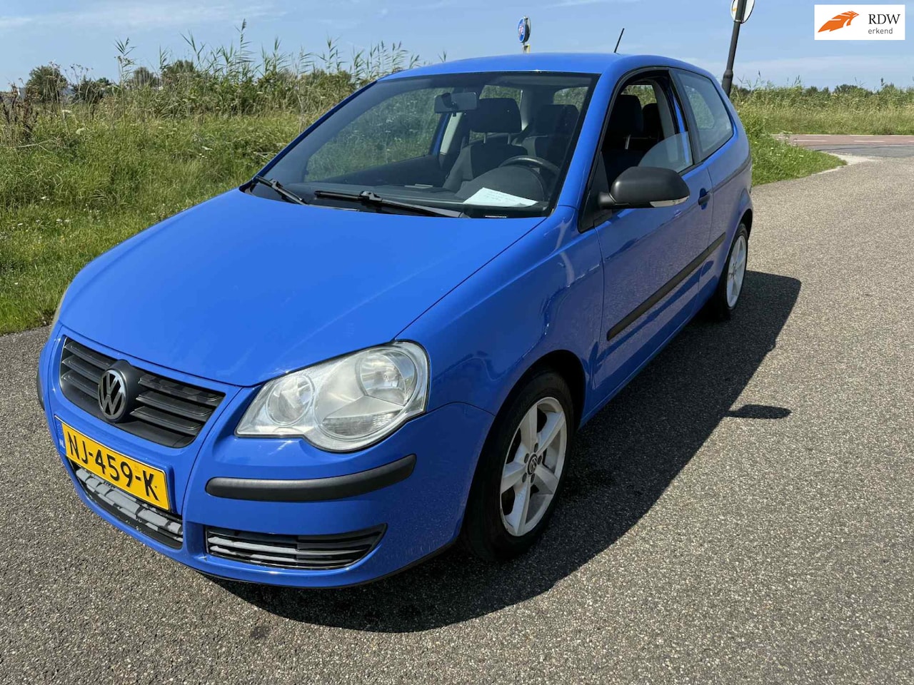 Volkswagen Polo - 1.2 Trendline zeer nette auto ! incl apk en garantie ! - AutoWereld.nl