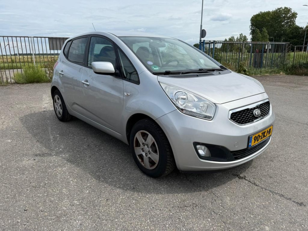 Kia Venga - 1.4 CVVT Plus Pack 1.4 CVVT Plus Pack - AutoWereld.nl