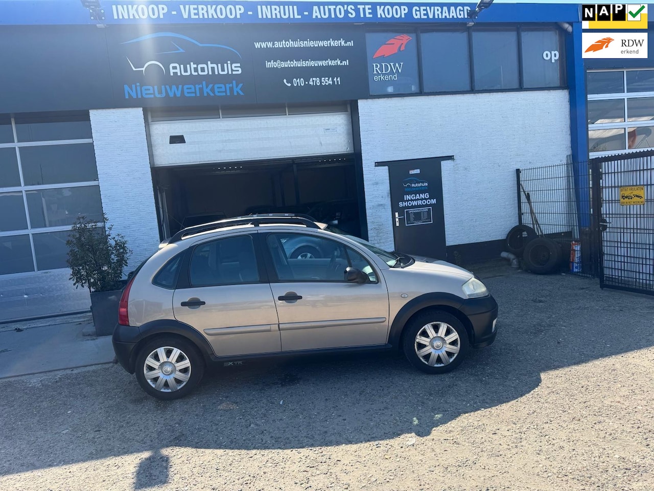 Citroën C3 - 1.4i-16V- X-TR- AUTOMAAT- met Cruise Control, Panoramadak, NAP-rapport en een ruime APK!!! - AutoWereld.nl