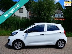 Kia Picanto - 1.0 CVVT 5-deurs Airco 2e eig. Trekhaak Hoge instap Zuinig
