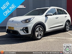 Kia e-Niro - DynamicLine 64 kWh | € 13.650, - NETTO | Leder | Climate | Cruise | Navi | Camera | Stoelv