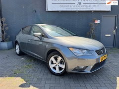 SEAT Leon - 1.2 TSI Style CruiseControl Airco Bluetooth Inruil mogelijk