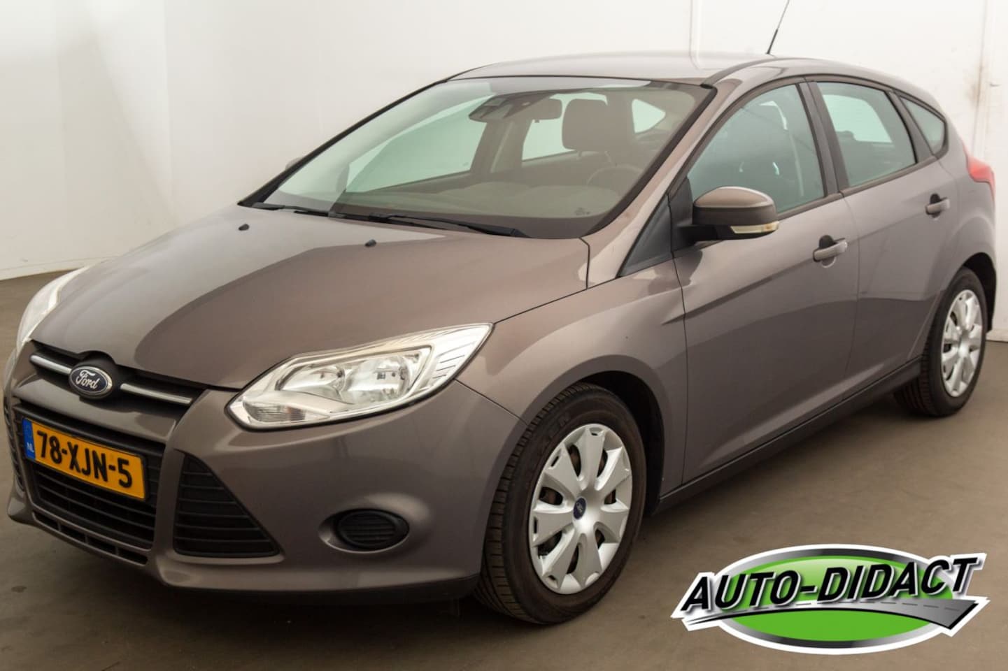 Ford Focus - 1.0 Airco Navi EcoBoost Lease Trend - AutoWereld.nl