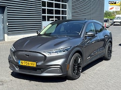 Ford Mustang Mach-E - RWD 75 kWh, 360 camera, Navigatie, Panoramadak
