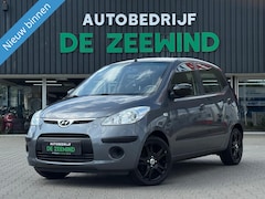 Hyundai i10 - 1.25i Pure|apple carplay|PDC|Camera