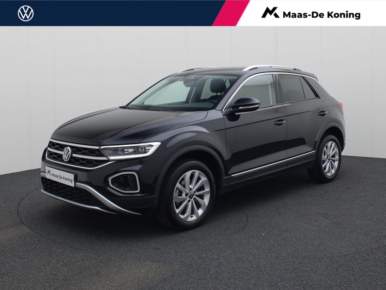 Volkswagen T-Roc - 1.5 TSI 150pk DSG Style · Navigatie · App connect ·  Parkeersensoren - AutoWereld.nl