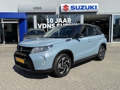 Suzuki Vitara - 1.4 Boosterjet Style Hybrid Betreft een Demo. Op korte termijn leverbaar info: M.Safari 04