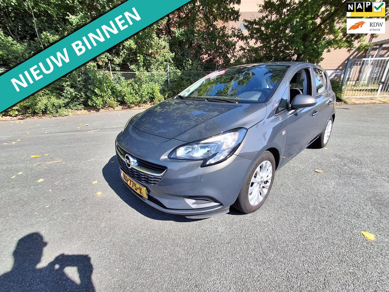 Opel Corsa - 1.3 CDTI Business+ 5 drs en automaat goedkoop rijden - AutoWereld.nl