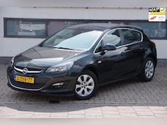Opel Astra - 1.4 Turbo Edition