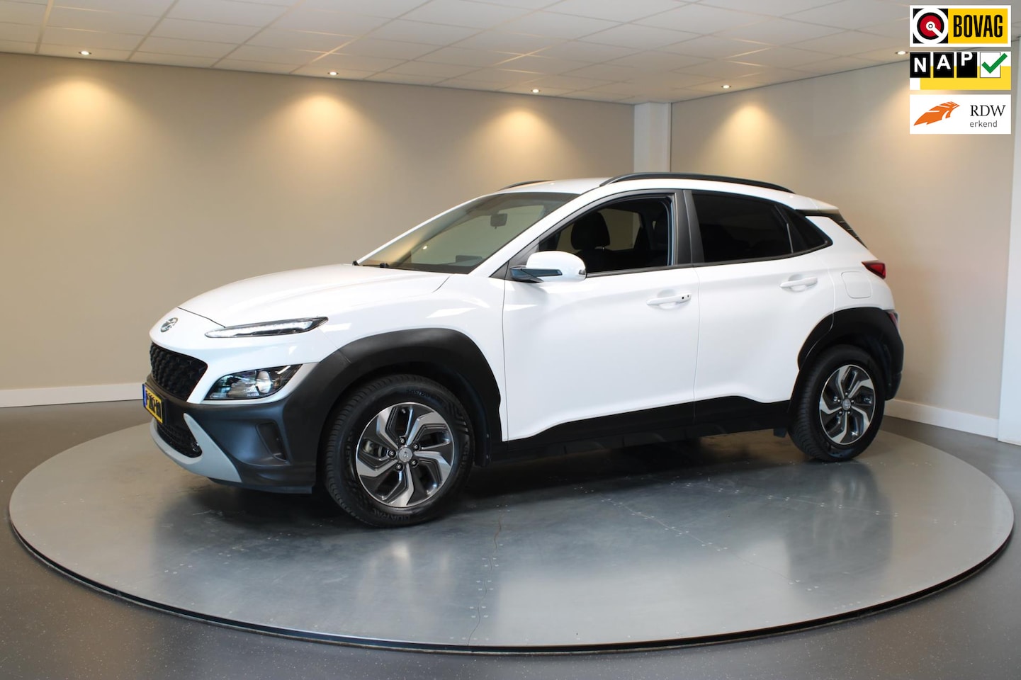 Hyundai Kona - 1.6 GDI HEV Fashion *Hybrid Automaat* Trekhaak|Carplay|Cruise - AutoWereld.nl