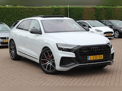 Audi Q8 - 60 TFSI e quattro Competition / Vol opties / Trekhaak / Panoramadak / 360Camera / Head-up