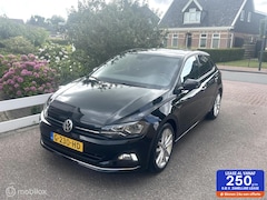 Volkswagen Polo - 1.0 TSI HIGHLINE DSG AUTOMAAT DIGITAAL DASHBOARD CLIMATE CONTROLE PRIVACY GLAS PDC ZEER NE