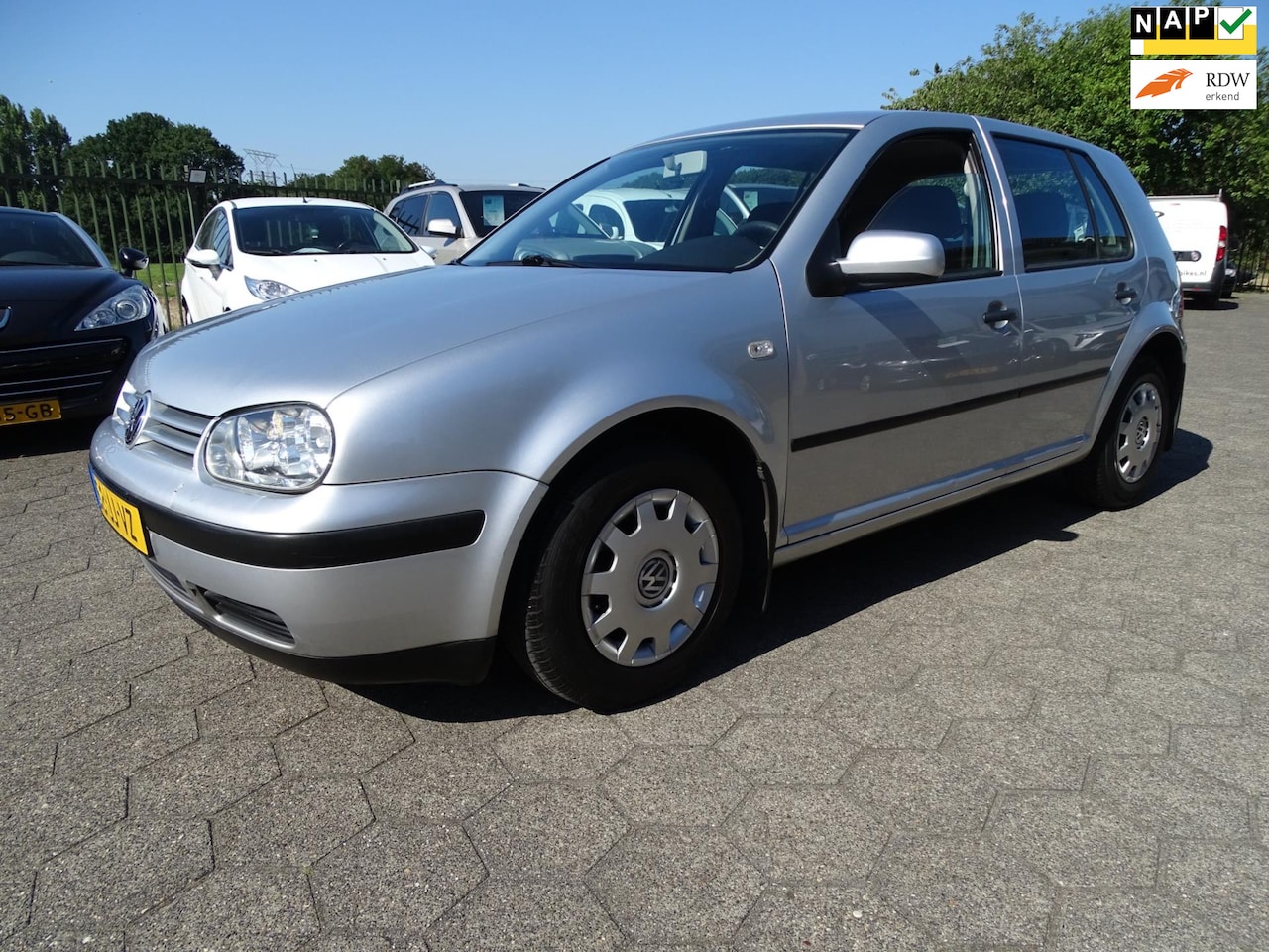 Volkswagen Golf - 1.6-16V Comfortline 5 DEURS - AutoWereld.nl