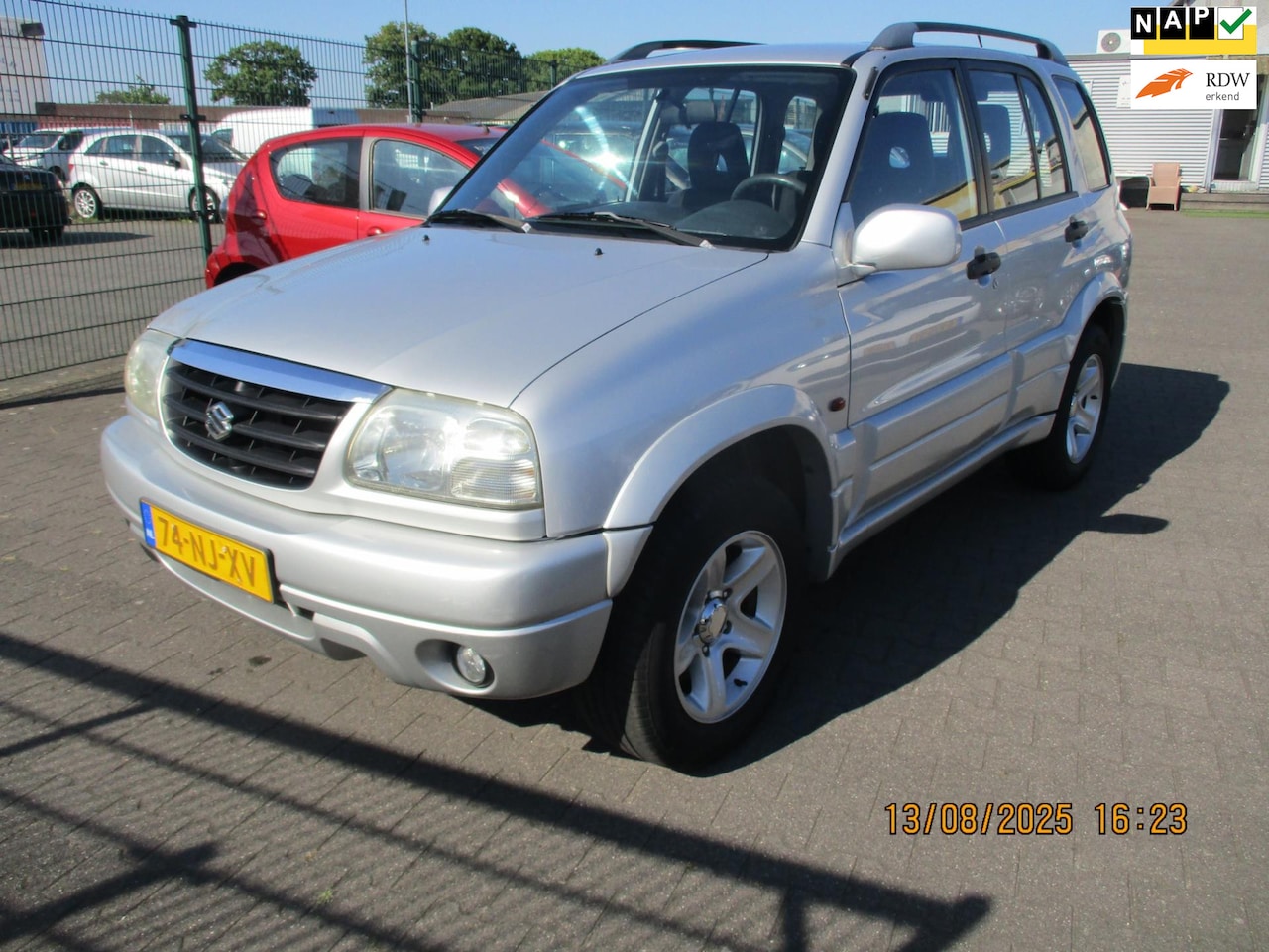 Suzuki Grand Vitara - Suzuki Grand Vitara 2.0 S-Limited 4X4-AUTOMAAT - AutoWereld.nl