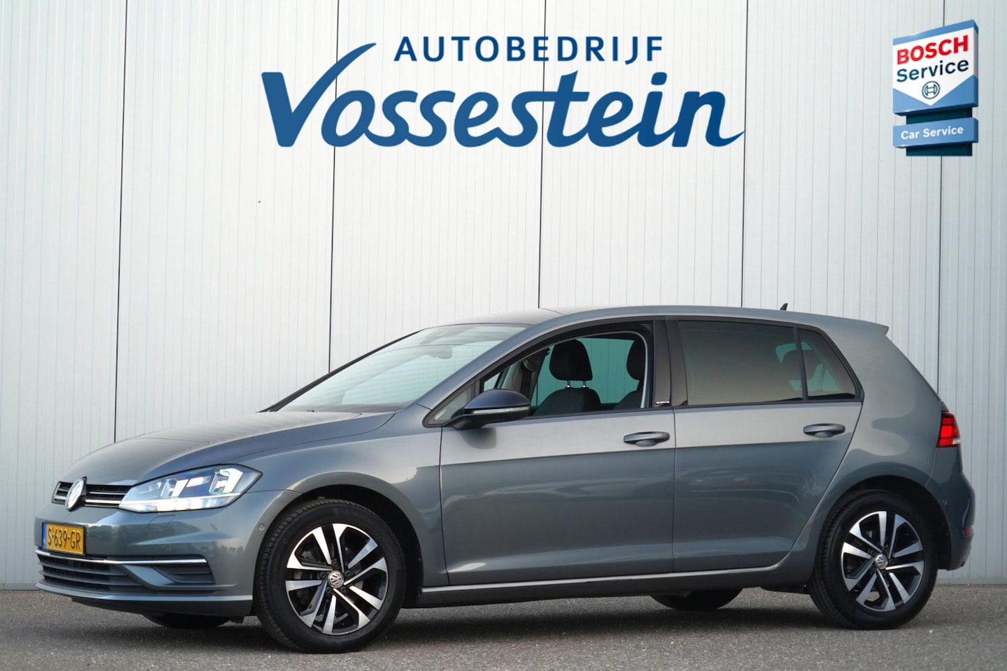 Volkswagen Golf - 1.5 TSI IQ.Drive / Navi / ACC / Side assist / Stoelverwarming / PDC V+A - AutoWereld.nl