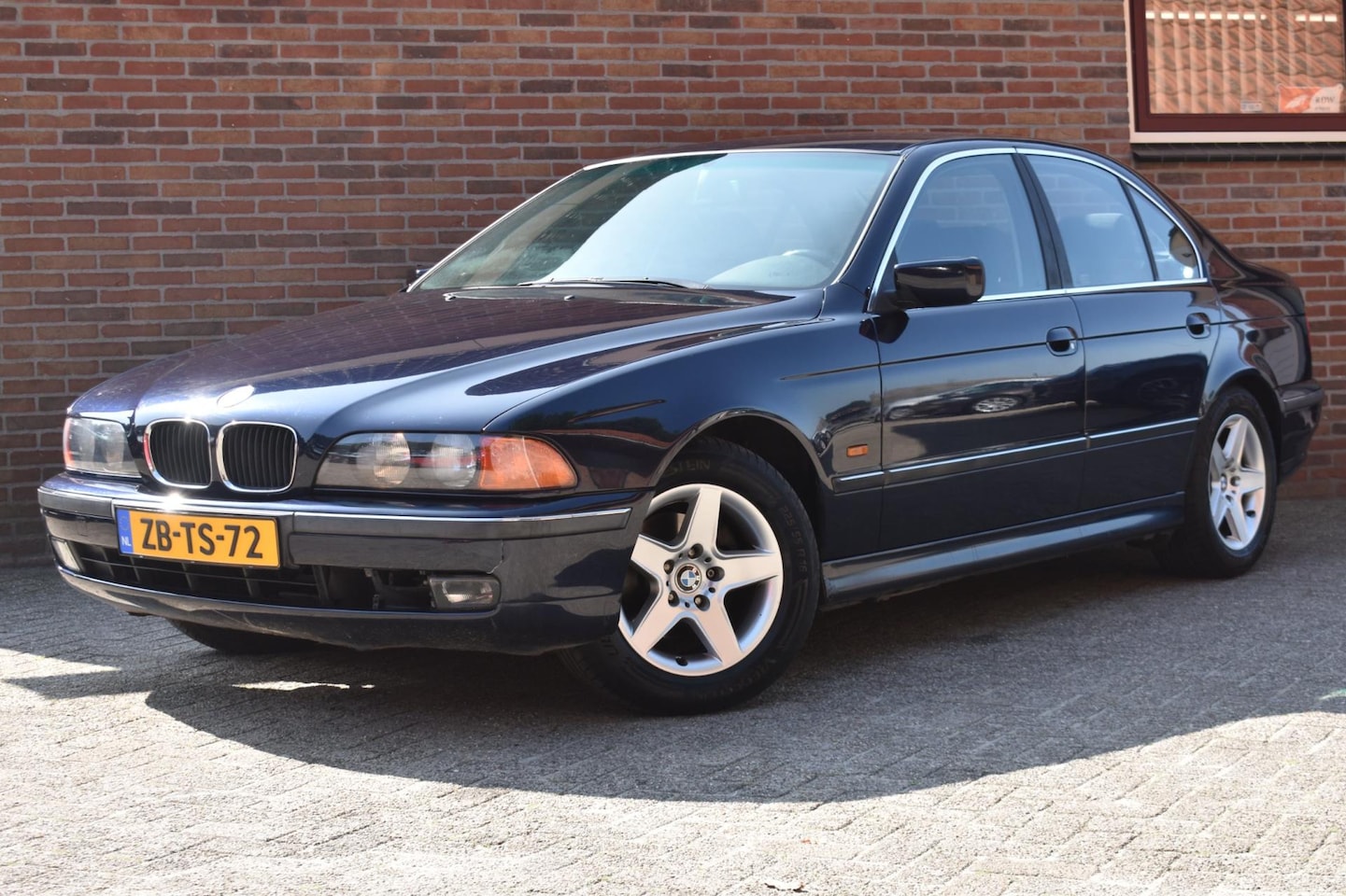 BMW 5-serie - 520i Executive '99 - AutoWereld.nl