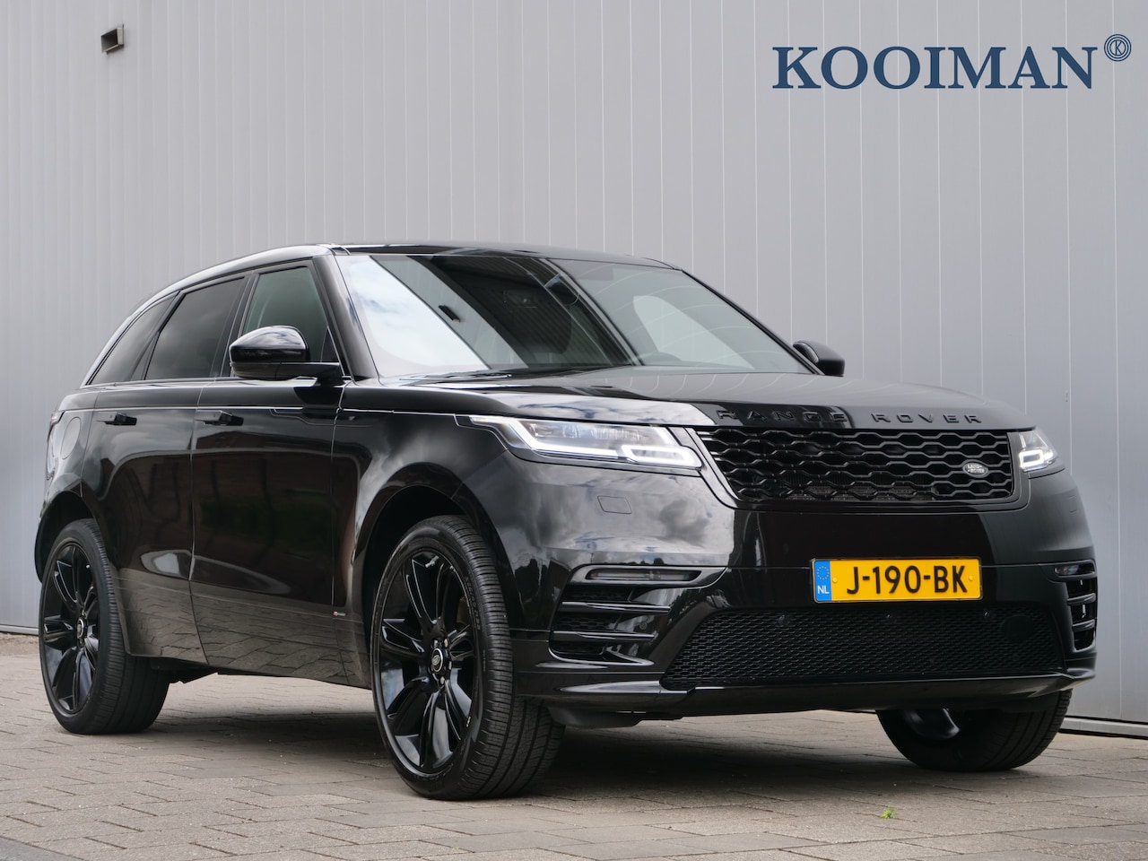 Land Rover Range Rover Velar - 2.0 250pk P250 Turbo AWD HSE Automaat Stoelkoeling / Panoramadak / Leder / 22 Inch - AutoWereld.nl