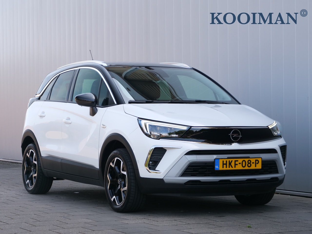Opel Crossland - 1.2 Turbo 130 Pk Automaat Ultimate Navi / DAB / Camera / Apple Carplay - AutoWereld.nl