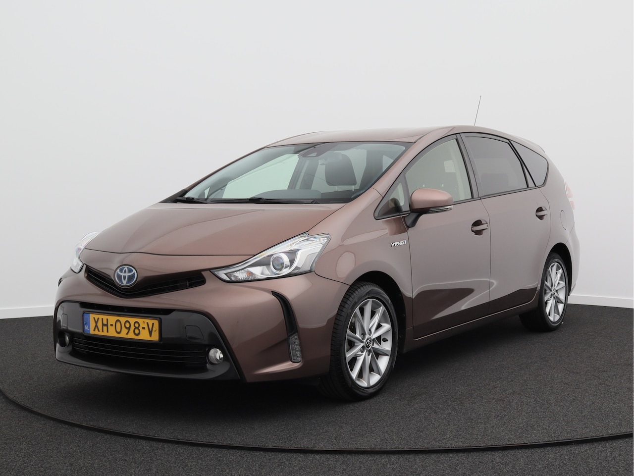 Toyota Prius - 1.8 Dynamic/ 7P/ lage km/ compleet! - AutoWereld.nl