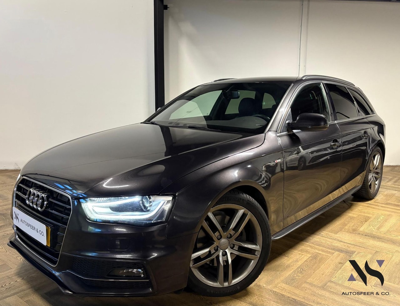 Audi A4 Avant - 1.8 TFSI S Edition PDC NAVI S-LINE - AutoWereld.nl