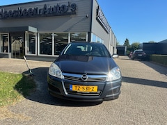 Opel Astra - 1.4 Essentia