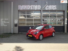 Toyota Aygo - 1.0 VVT-i x-play Automaat Airco Elek Pakket 5Deurs 2022bj GARANTIE