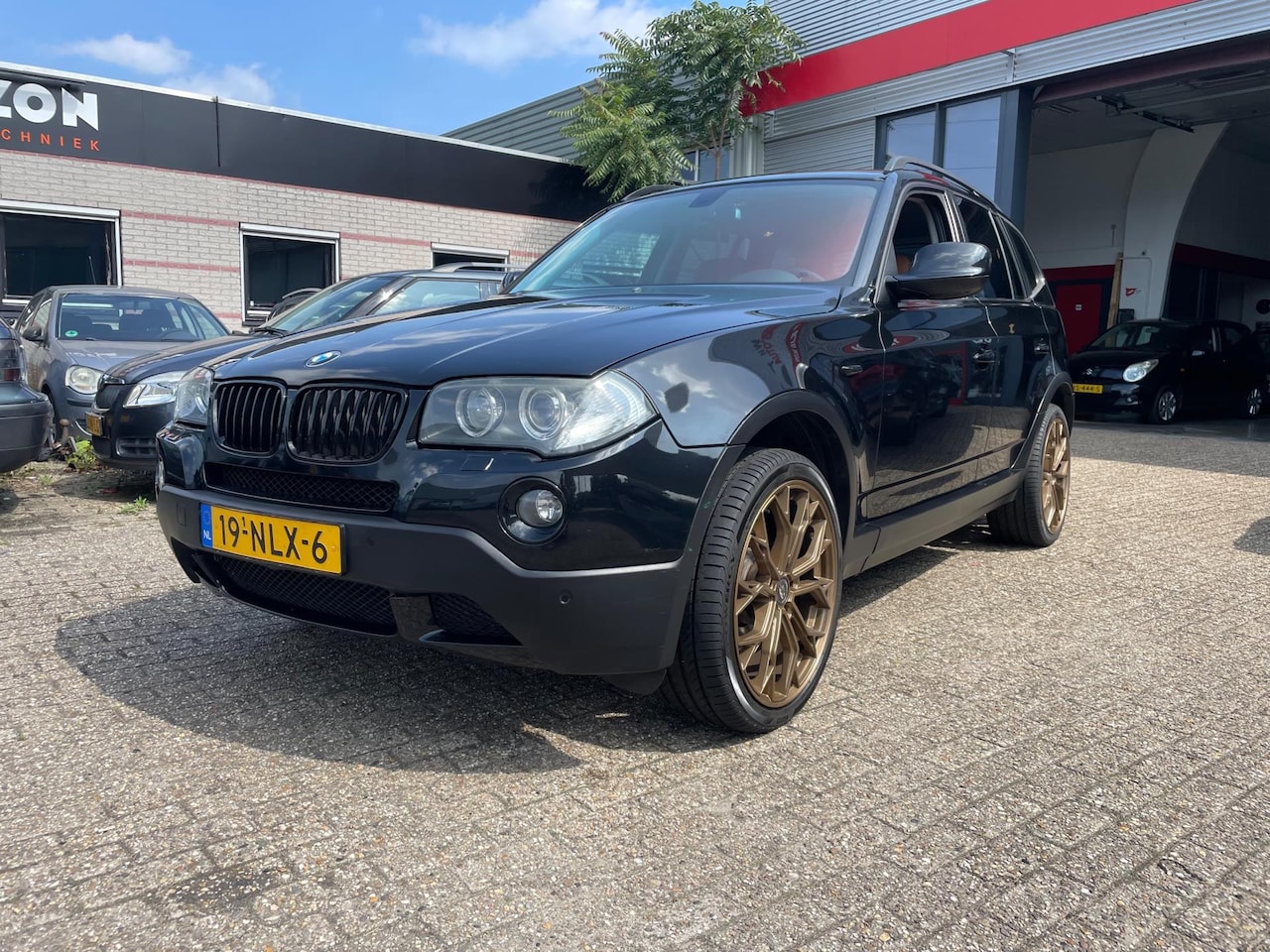 BMW X3 - 2.0i 20inc velgen youngtimer - AutoWereld.nl