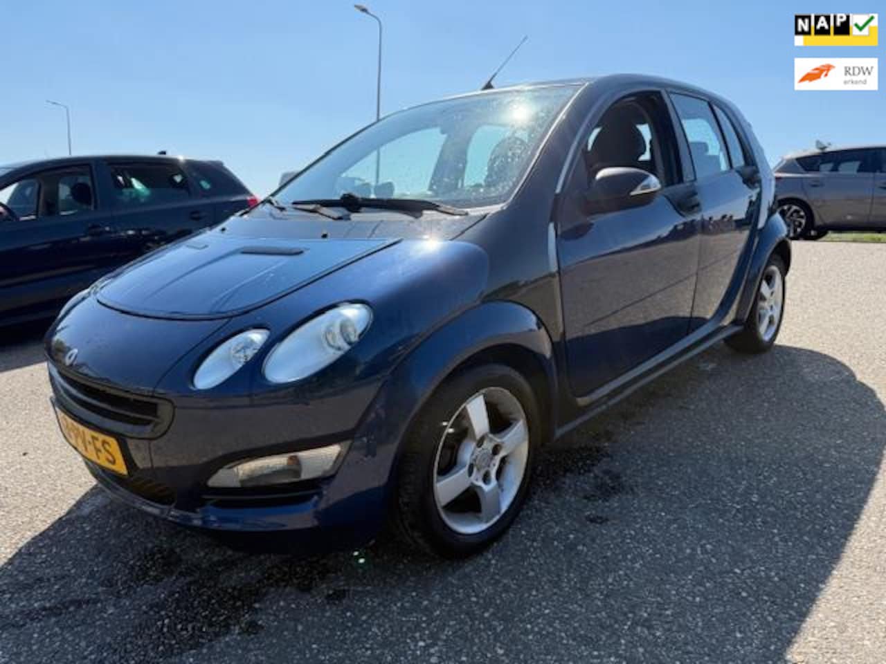 Smart Forfour - 1.1 blackbasic Elek.ramen Stuurbekracht. APK - AutoWereld.nl