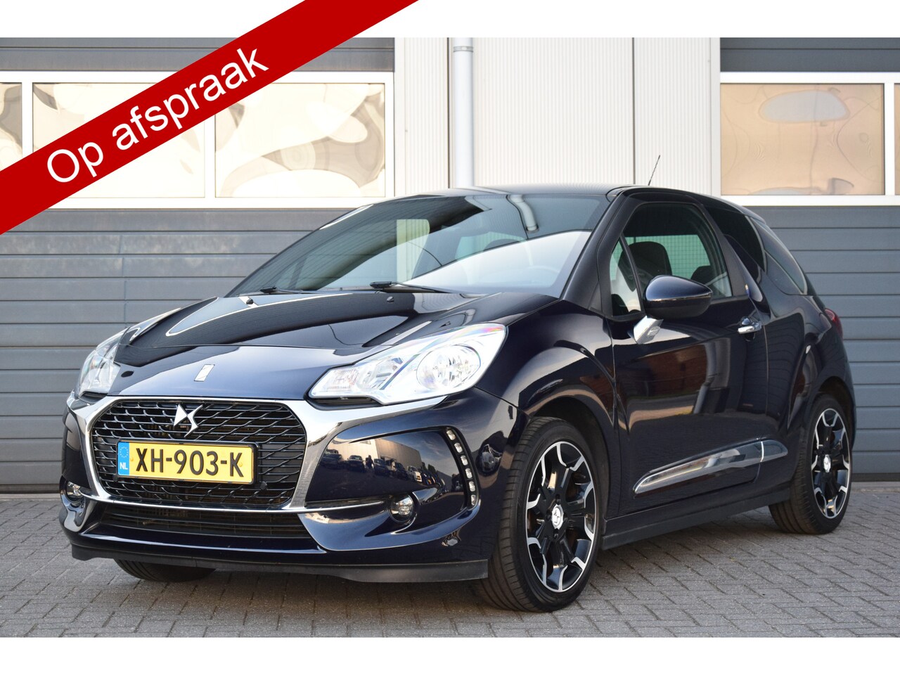 DS 3 - 1.2 PureTech Automaat Connected Chic Camera Ecc Cruise Priv/Glass 17' - AutoWereld.nl