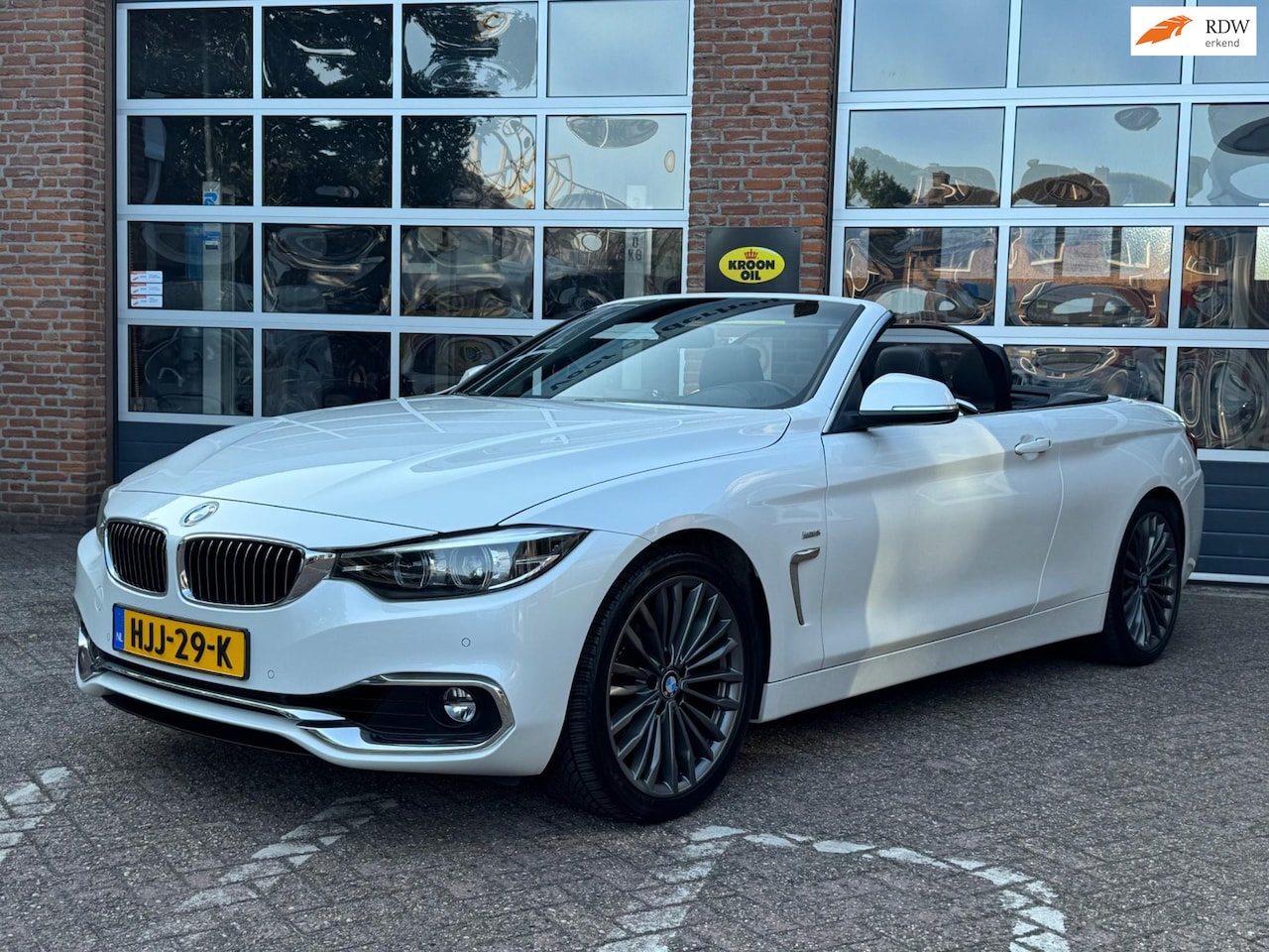 BMW 4-serie Cabrio - 420i Luxury line , parelmoer, Leder + mem, Navi, Trekhaak, 18 inch. PDC - AutoWereld.nl