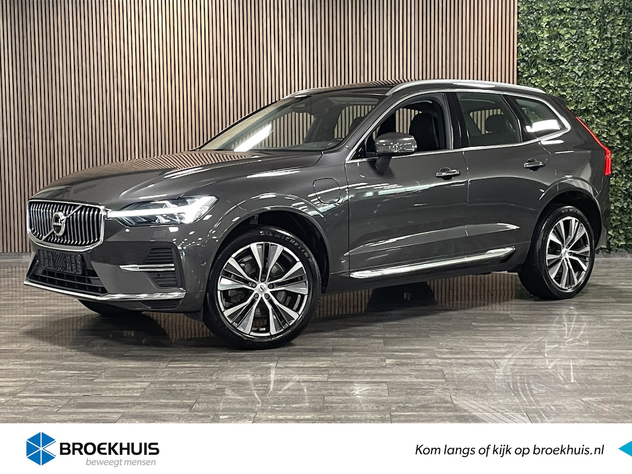 Volvo XC60 - T6 AWD Recharge Inscription | MY22 | Trekhaak | 360° Camera | Adaptieve Cruise Control | S - AutoWereld.nl