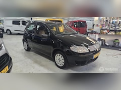 Fiat Punto - 1.2 Ijskoude Airco 3drs Zwart Goed onderhouden
