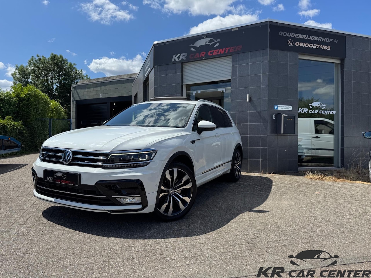 Volkswagen Tiguan - 2.0 TSI 4Motion 3x R-line PANO-MEMORY-LEDER - AutoWereld.nl