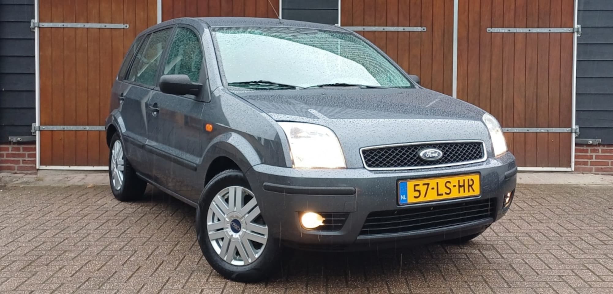 Ford Fusion - 1.6-16V Luxury 1.6-16V Luxury, Airco, Bluetooth, Trekhaak, Nieuwe APK - AutoWereld.nl