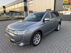Mitsubishi Outlander - 2.0 PHEV Instyle+