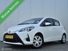Toyota Yaris - 1.0 VVT-I ACTIVE/CAMERA/NAVI/BLUETOOTH/USB